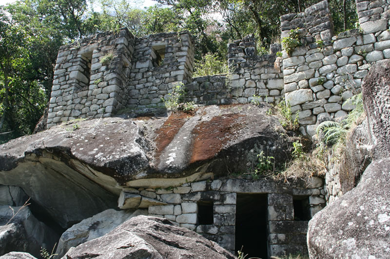 Temple of the moon mountain huayna picchu