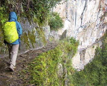Hiking guide to the Inca Bridge of Machu Picchu